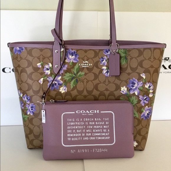NEW🌷Coach Large Reversible City Tote NWT. - Picture 4 of 8
